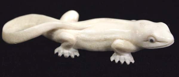 Zuni Hand Carved Antler Lizard Fetish (1 of 4)