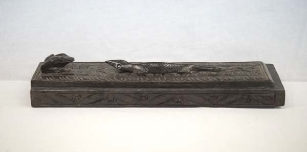 Indonesian Wood Carved Lizard Box (1 of 3)