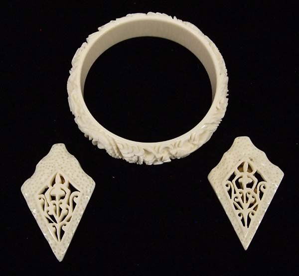 Antique Estate Ivory Bracelet & Shoe Clasps (1 of 6)