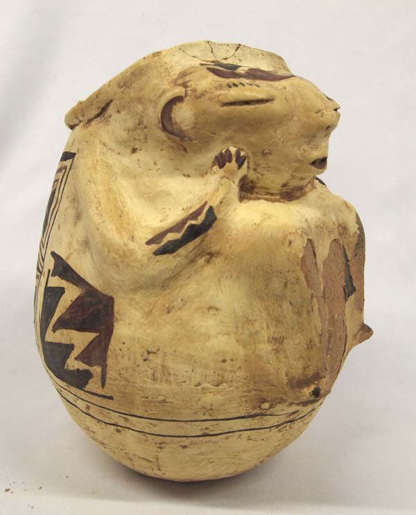 1960 Polychrome Replica Casas Grande Effigy Pot. (1 of 5)