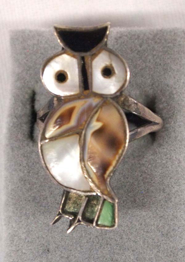 Vintage Zuni Sterling Channel Inlay Ring, Size 7.5 (1 of 2)