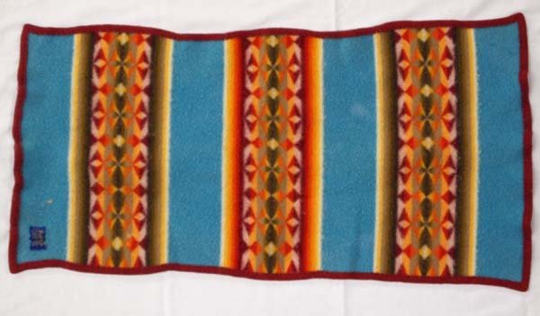 Vintage Child's Pendleton Blanket (1 of 3)