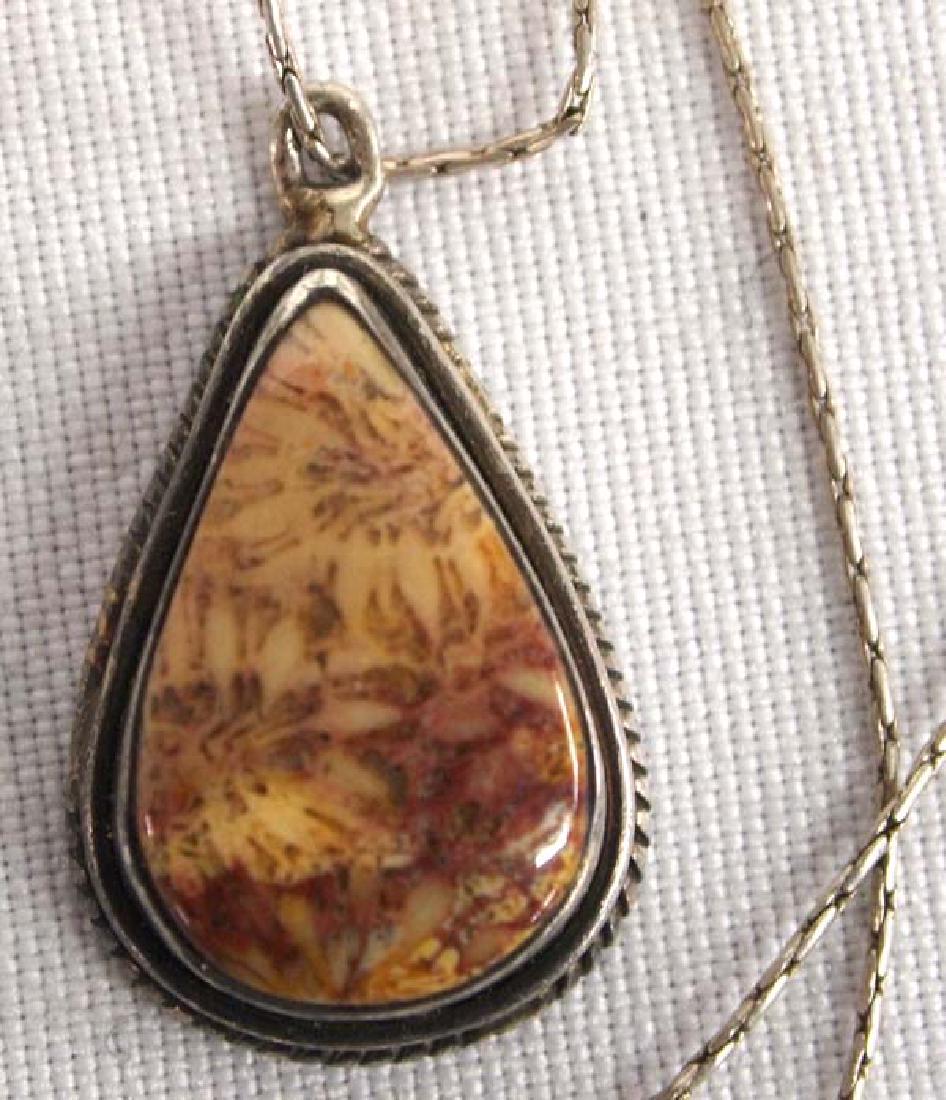 Sterling Agate Necklace, 18''L, $6.50 S&H: Sterling Silver New Mexico Agate Necklace, 18''L, $6.50 S&H