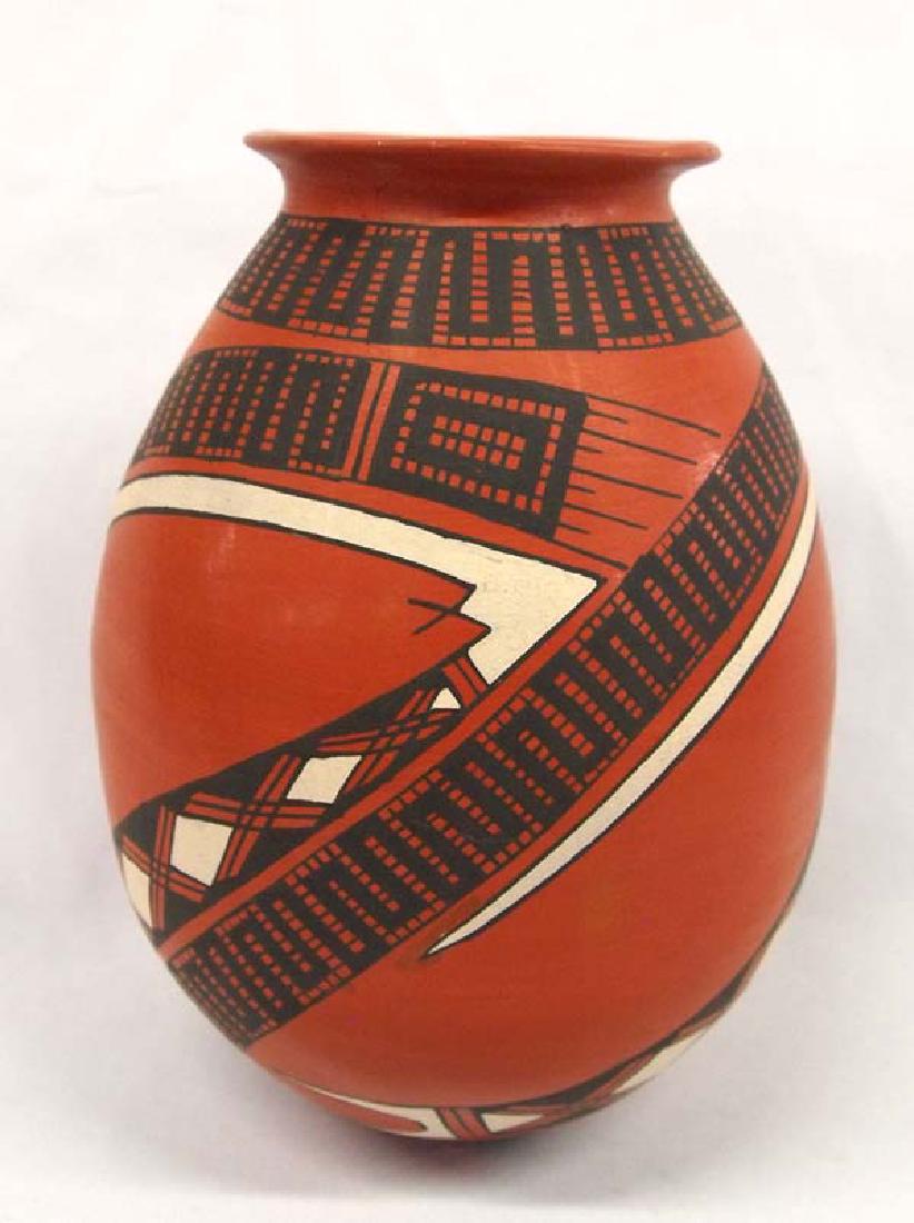 Mexican Mata Ortiz Polychrome Jar by Yolanda Soto (1 of 4)