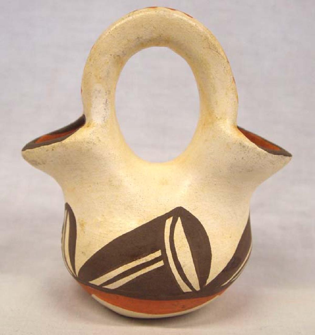 Native American Isleta Pueblo Wedding Vase, Teller (1 of 3)