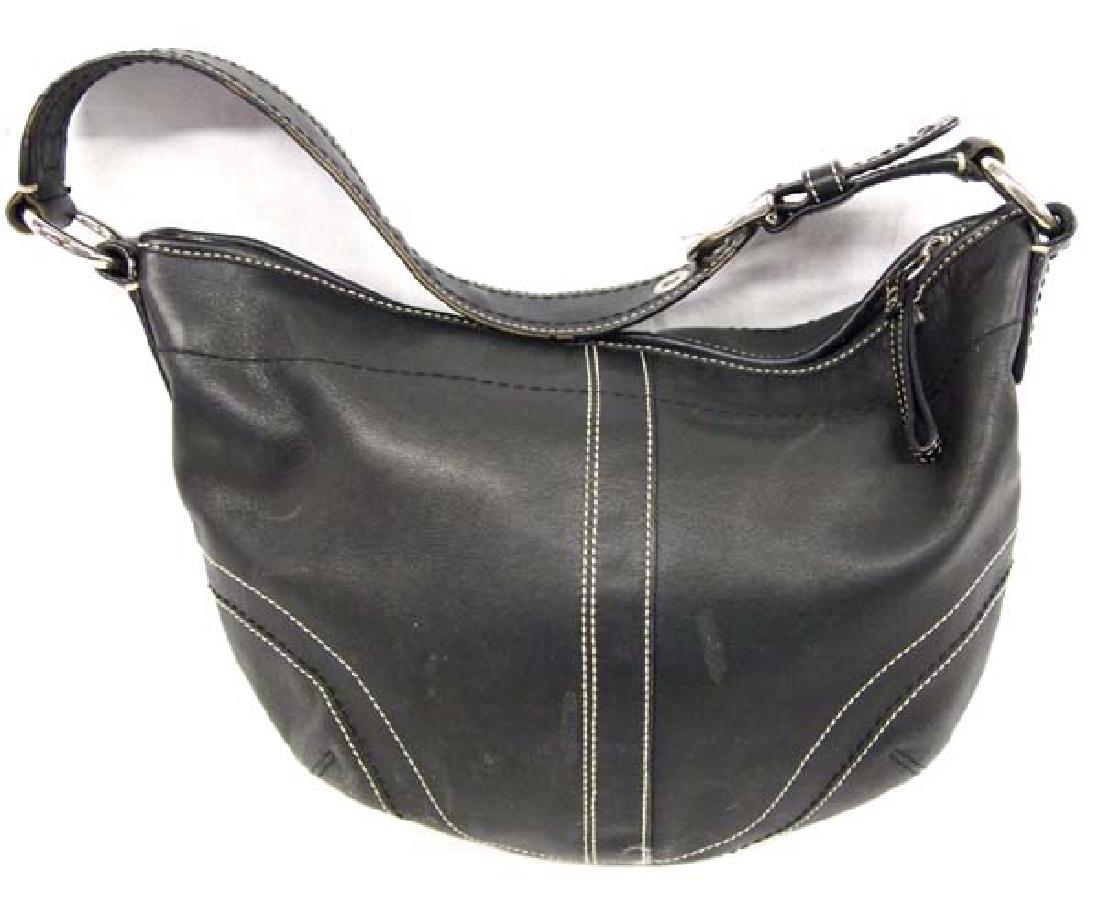 Coach Leather Purse (1 of 4)