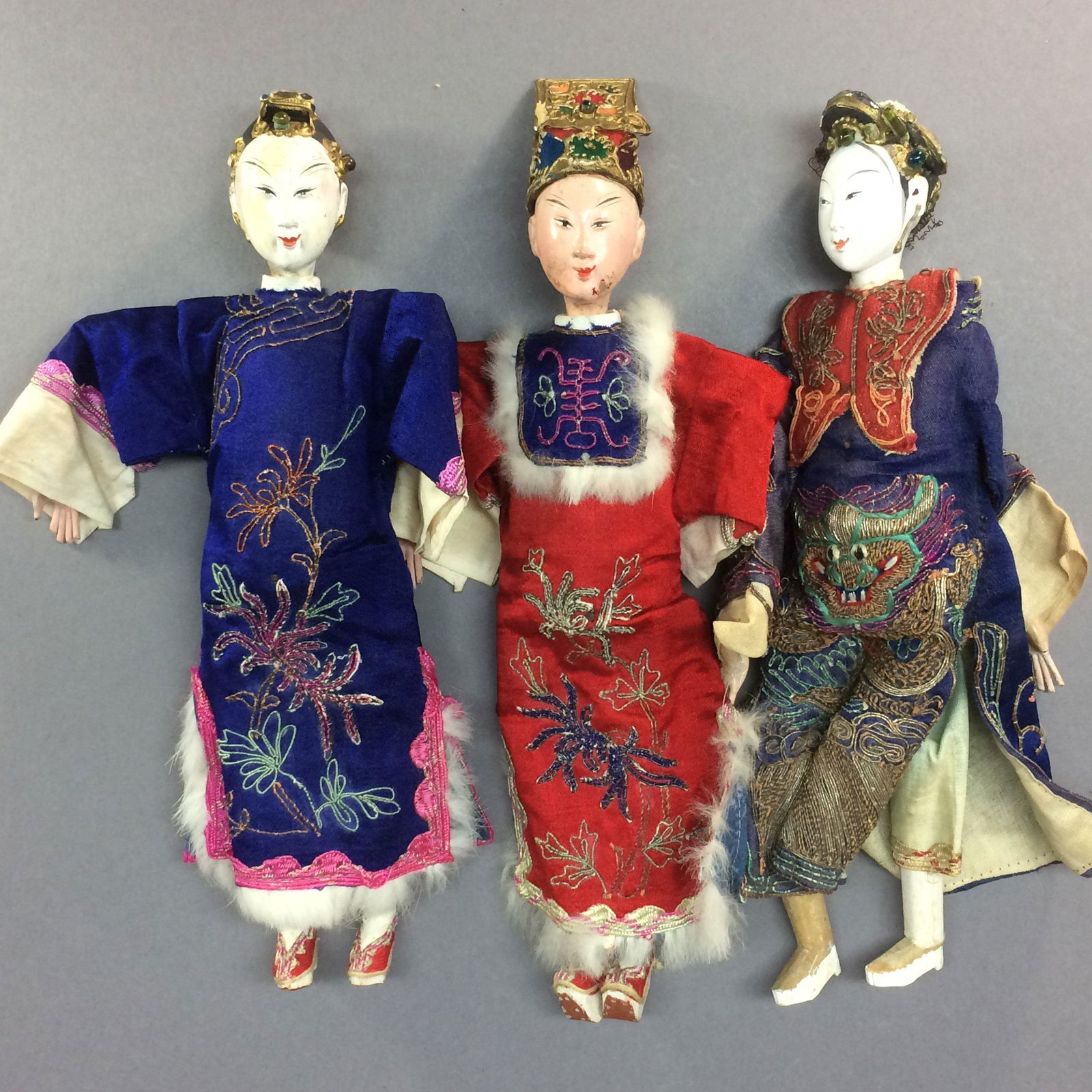 3 Vintage Chinese Opera Dolls in Silk Costumes (1 of 20)