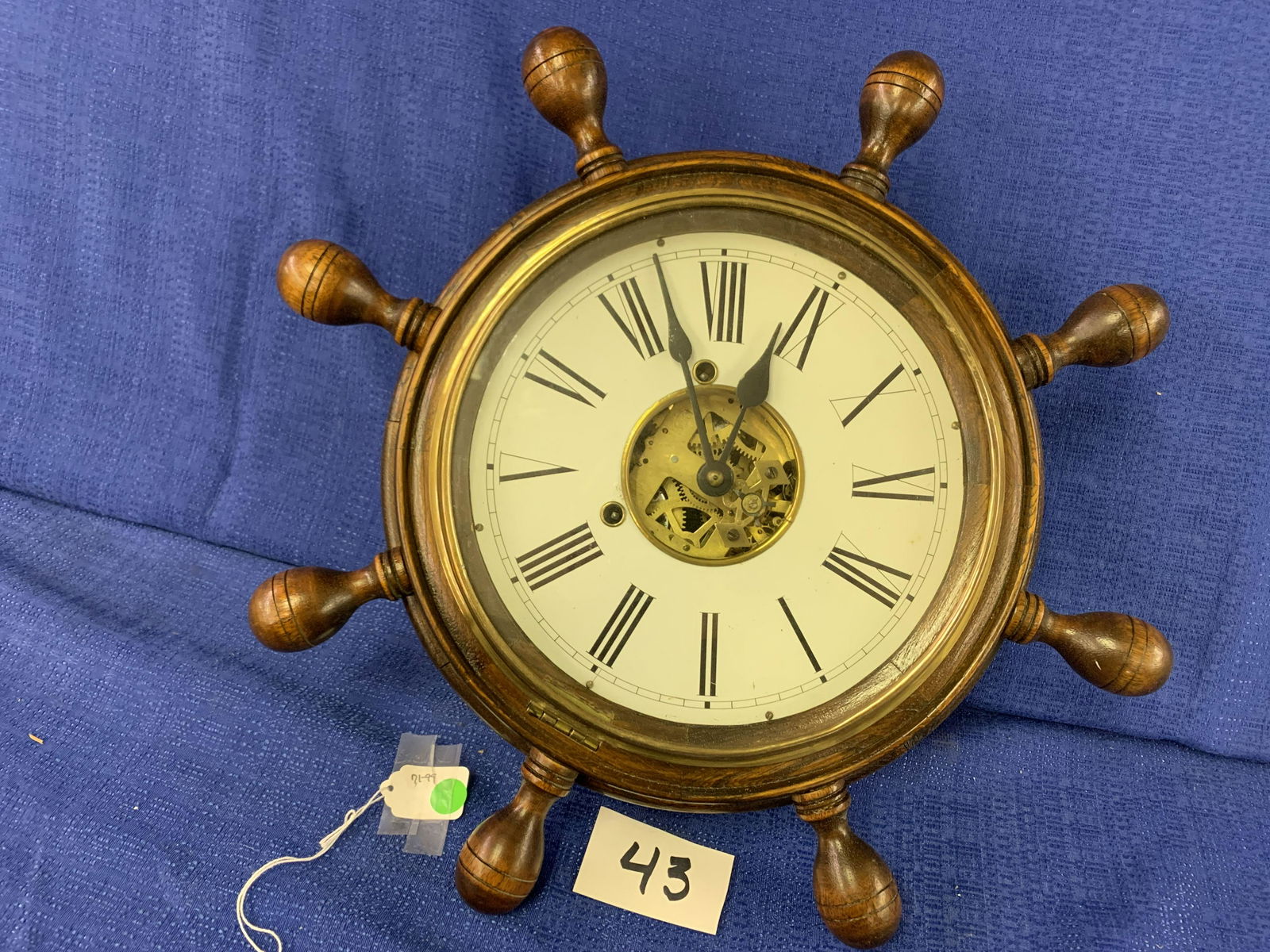 Antique Wood/Brass Ships Wheel Clock (1 of 6)