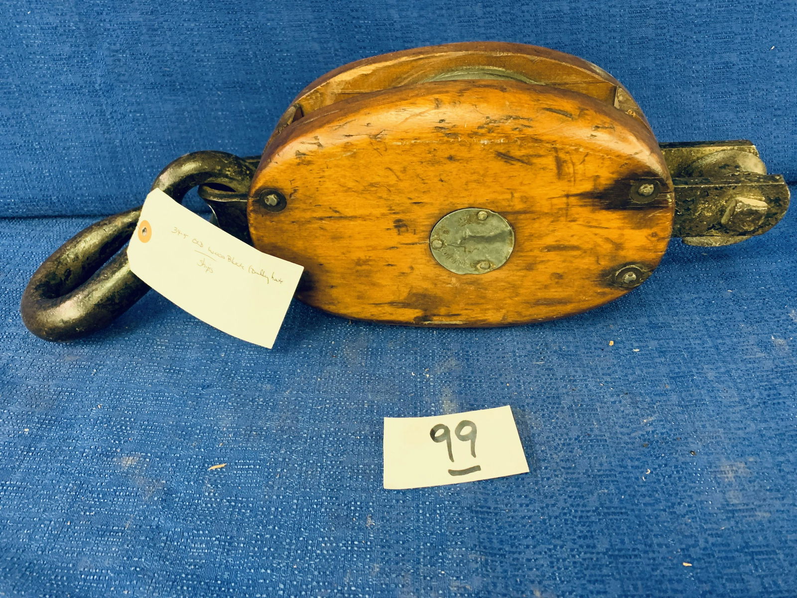 Wood Block Pully with Hook (1 of 4)