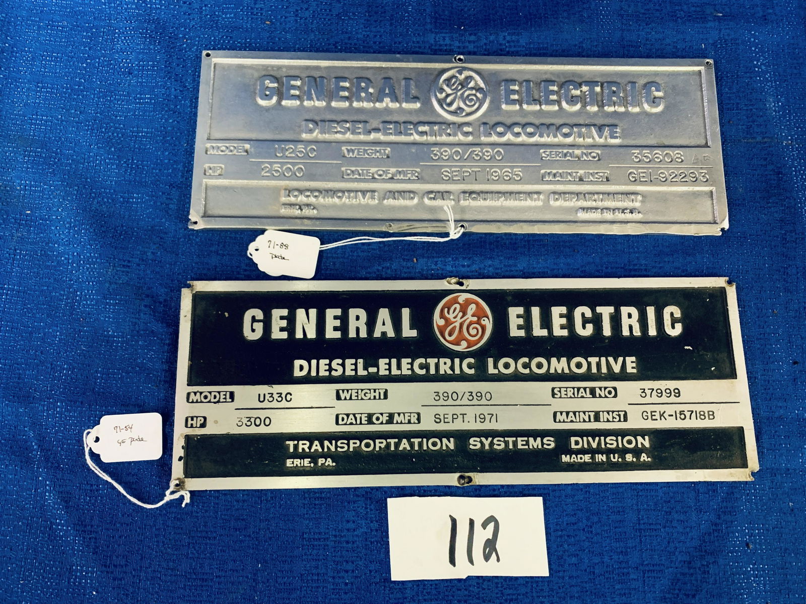 2 General Electric Diesel Electric Plates (1 of 5)
