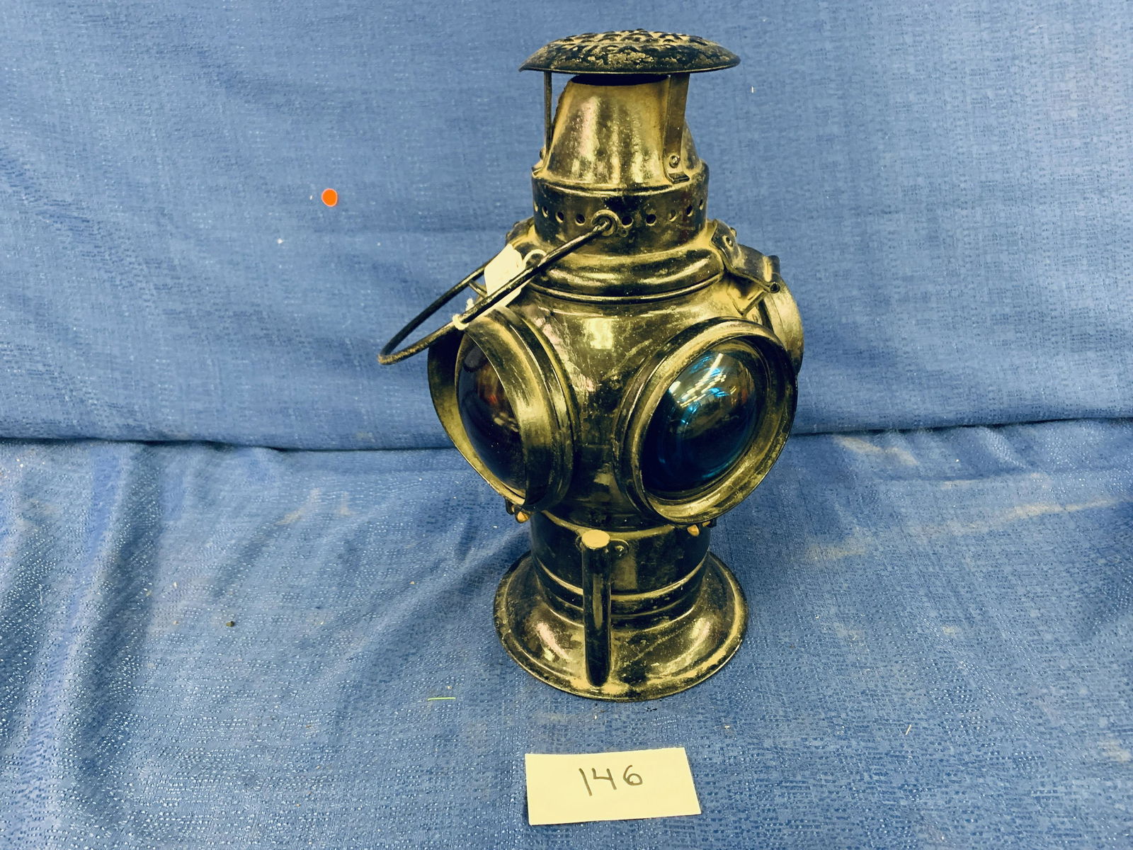 Adlake Switch Lantern (1 of 5)