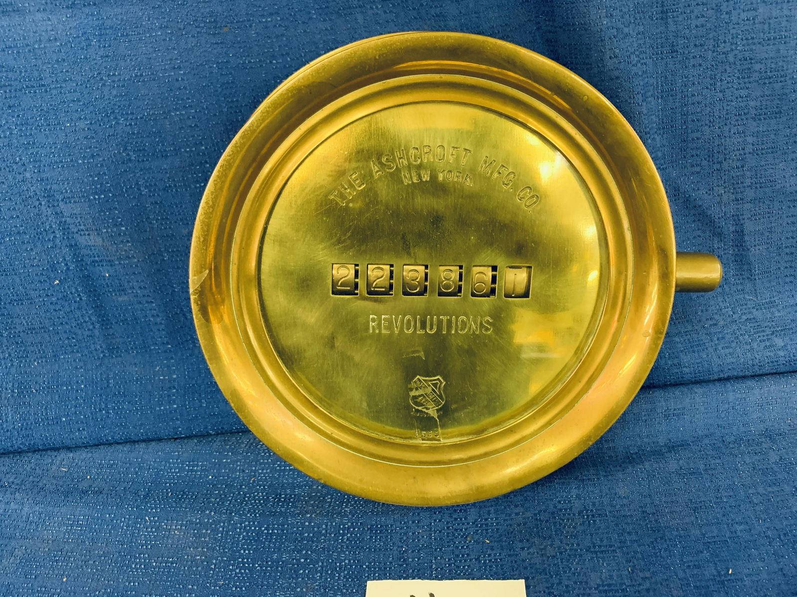 Large Ship Revolution Counter (1 of 4)