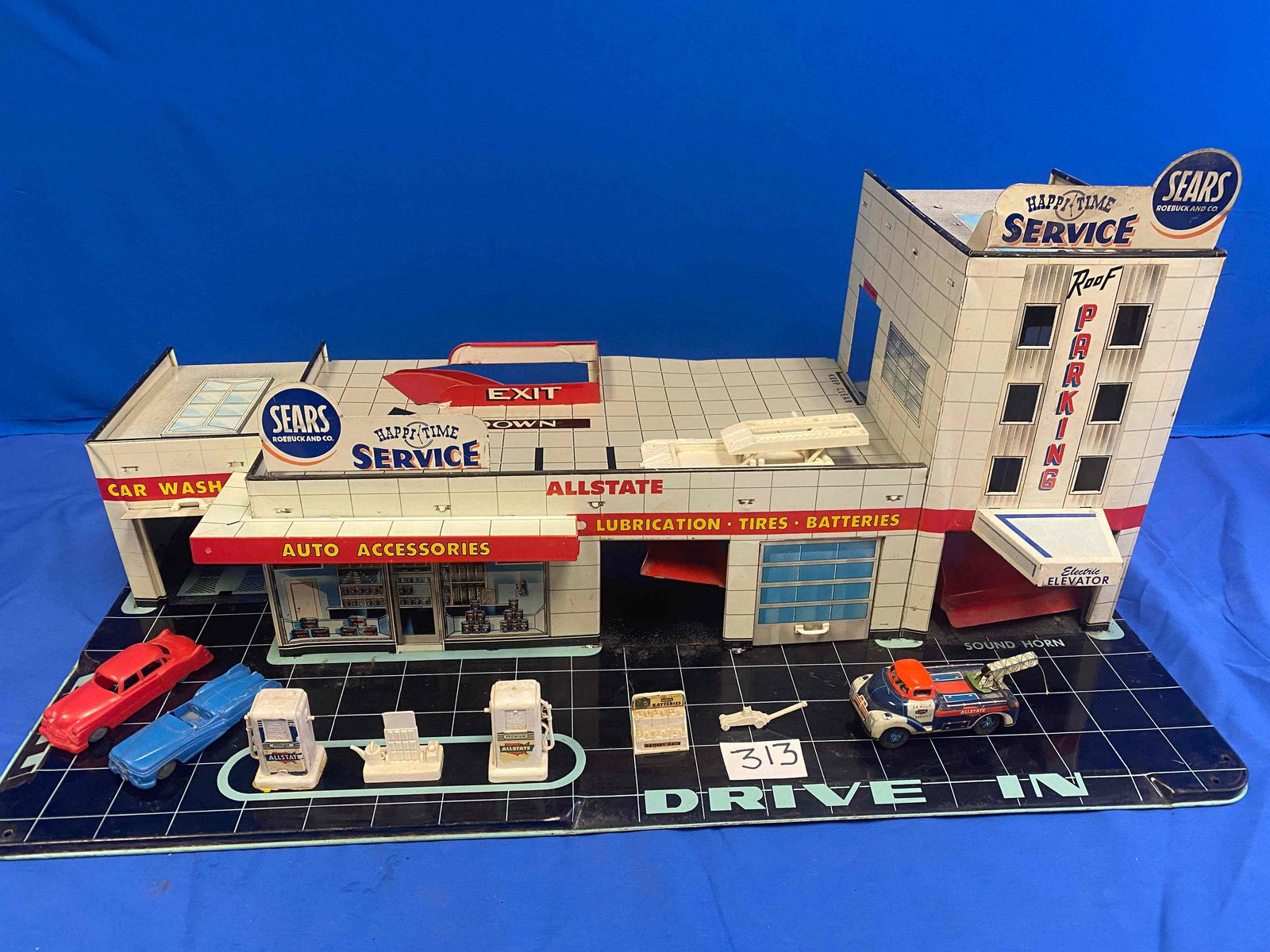 Marx Metal Service Station (1 of 11)