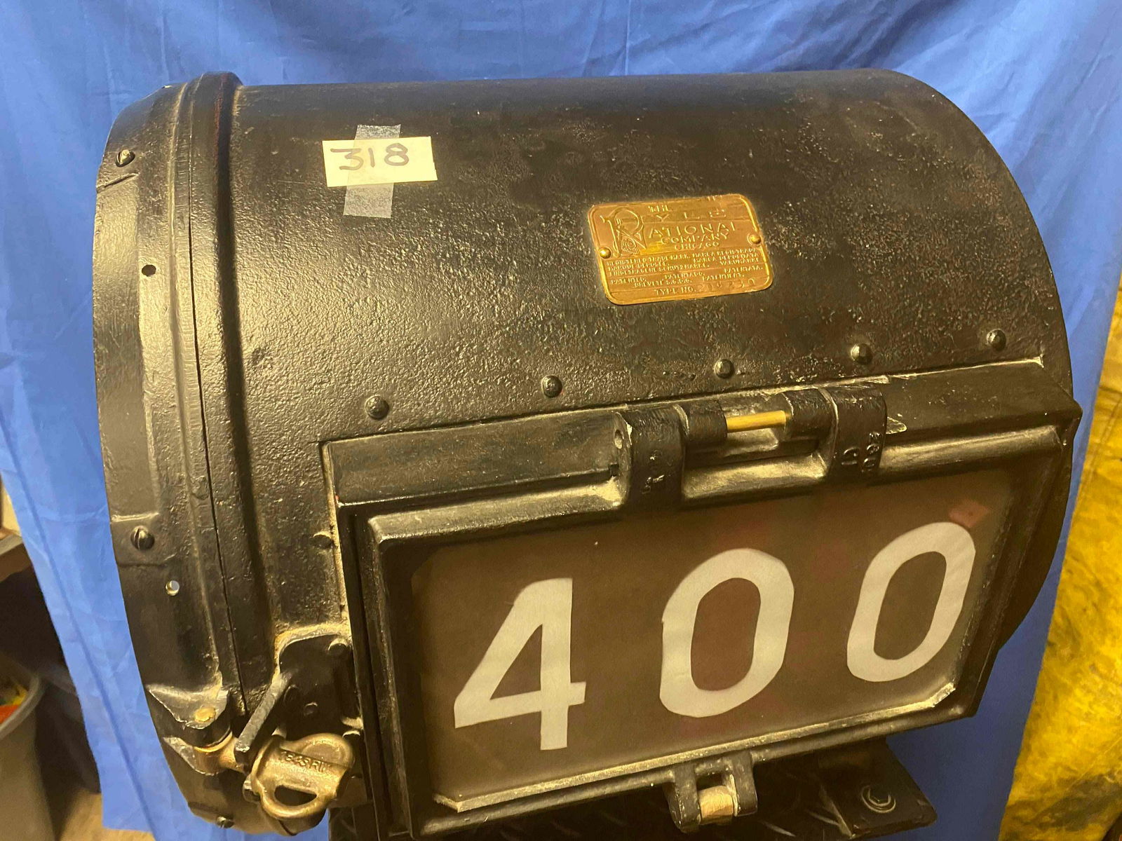 For Auction Pyle Drumstyle Headlight (300318) on Apr 25