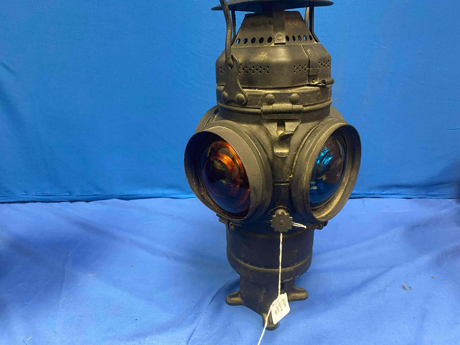 Adlake Switch Lantern (1 of 7)