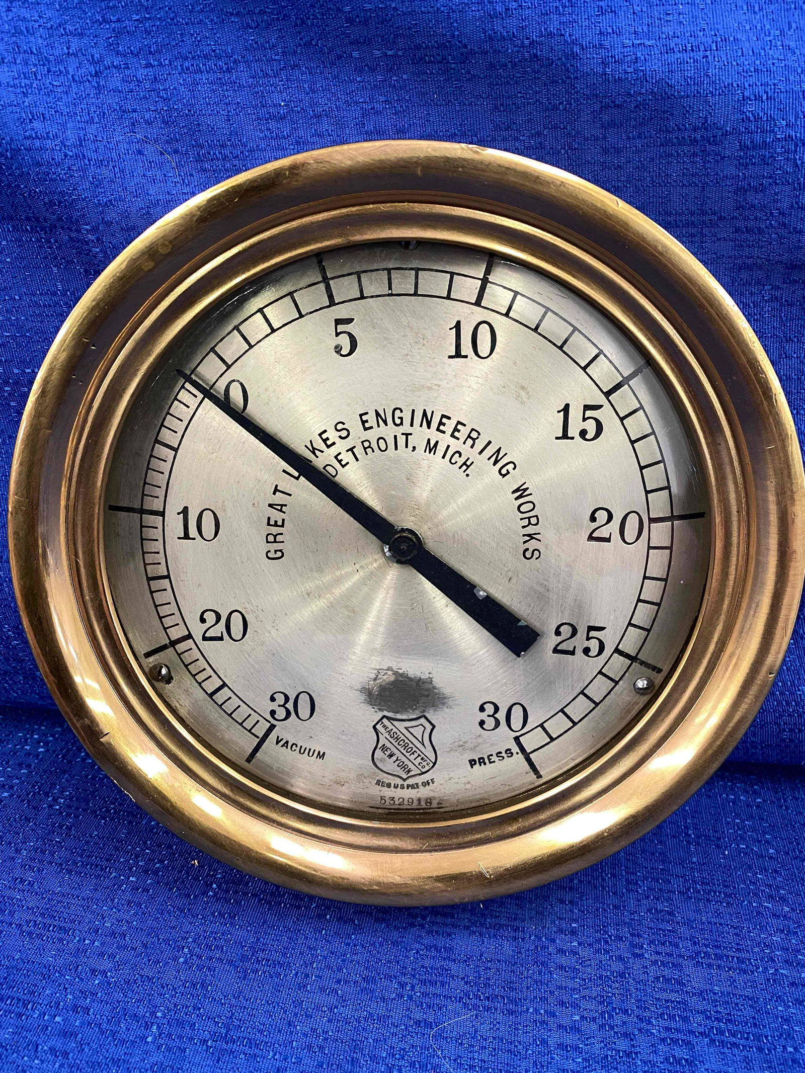 Brass Vacuum Gauge (1 of 5)