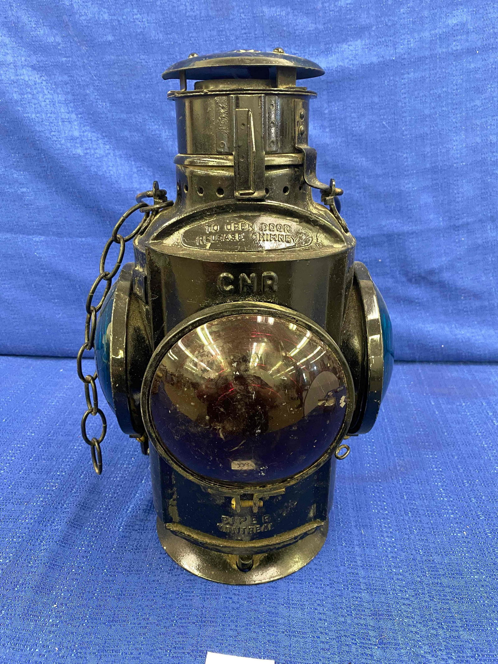 Canadian National Railroad Switch Lamp (1 of 6)