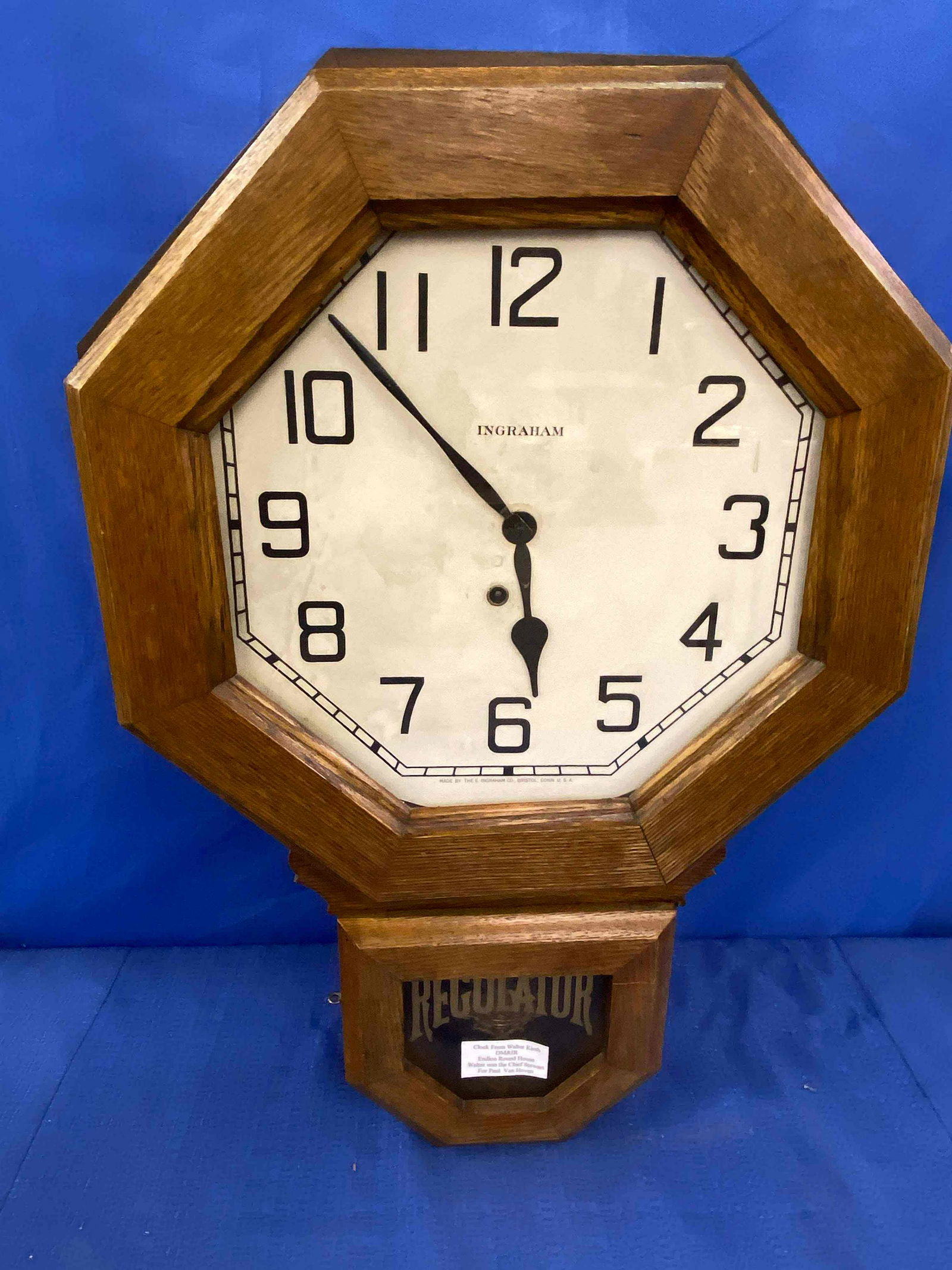 E. Ingraham Oak Regulator Wall Clock (1 of 7)