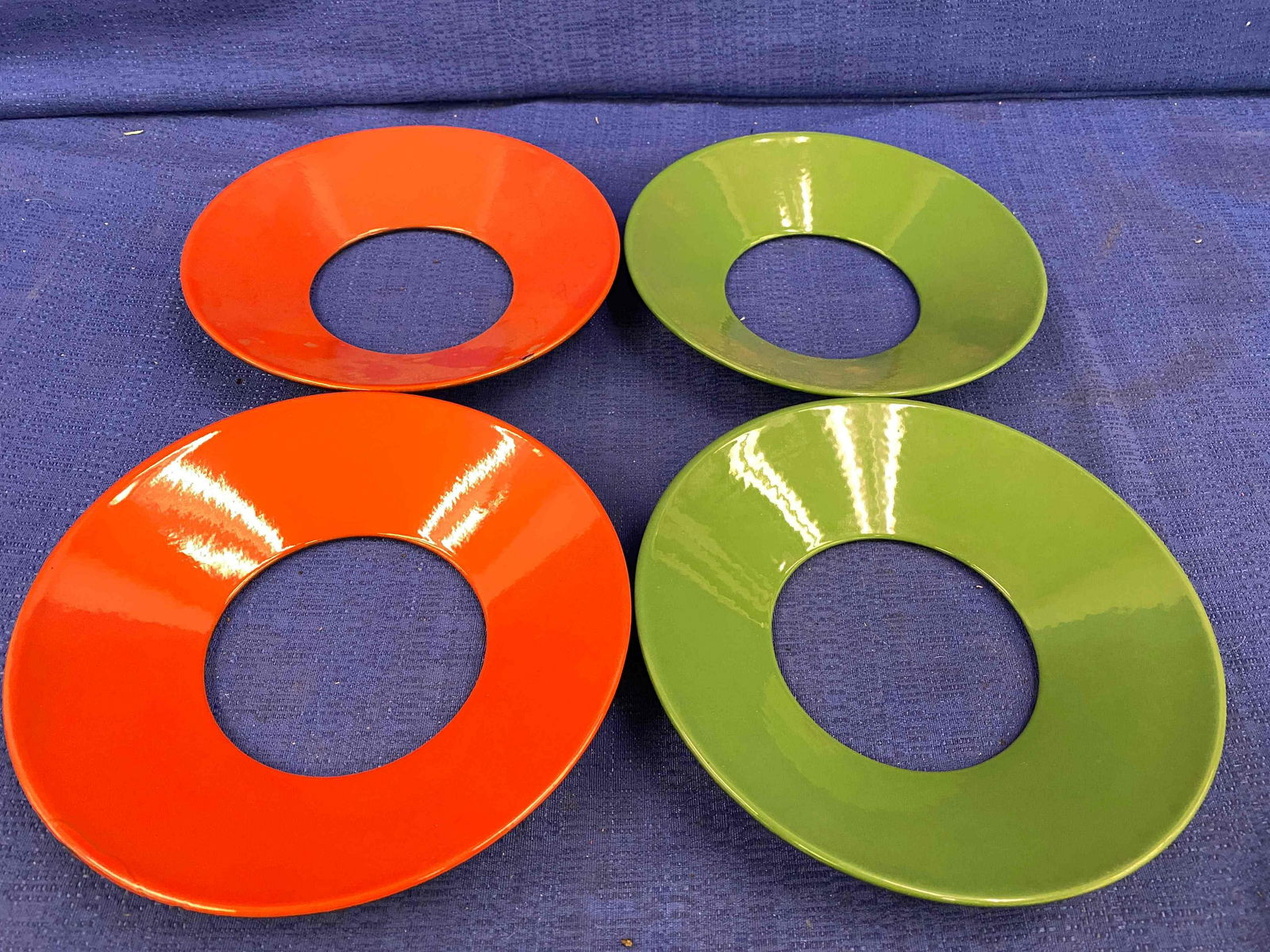 4 Porcelain/metal Marker Light Reflectors (1 of 2)