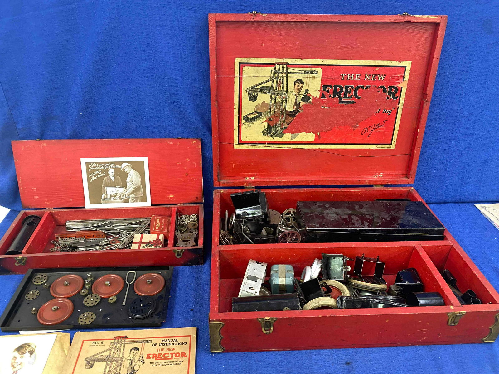 2 A.C. Gilbet Erector Set in wooden box (1 of 11)