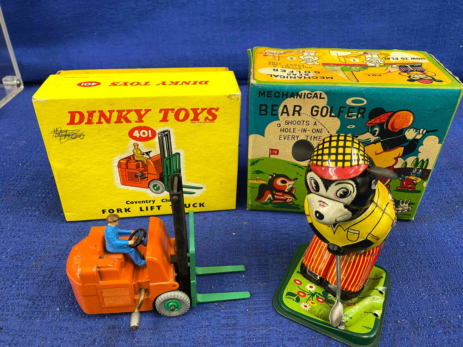 1 Dinky Toy Forklift and Mechanical Bear Golfer (1 of 6)