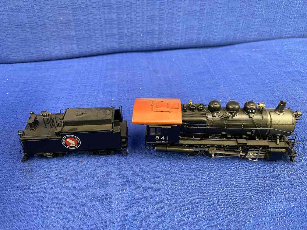 Challenger Great Northern C1 0-8-0 Engine & Tender (1 of 8)