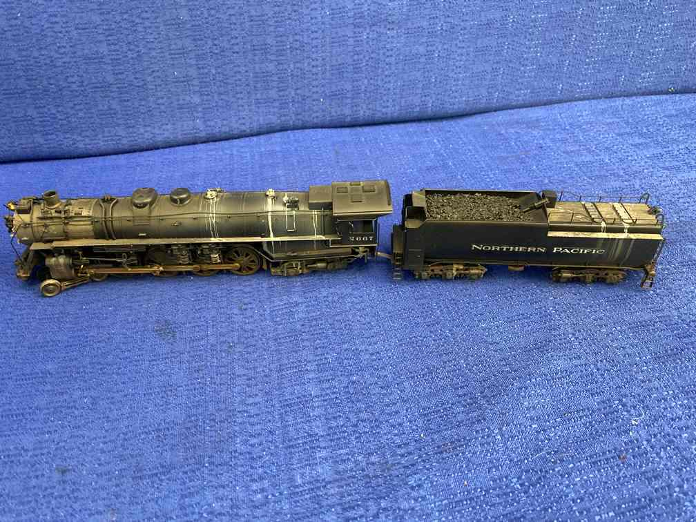 Fujiyama Northern Pacific Class A-5 484 Engine and (1 of 9)