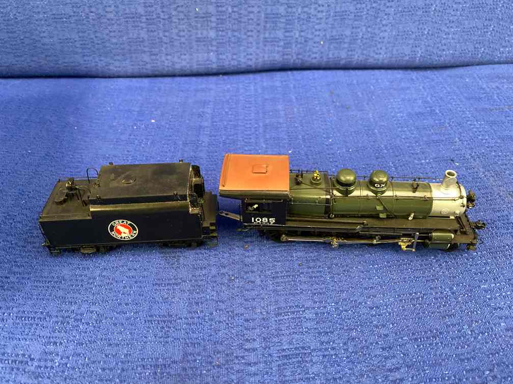 Overland Great Northern GN E-15 460 Engine and Tender (1 of 7)