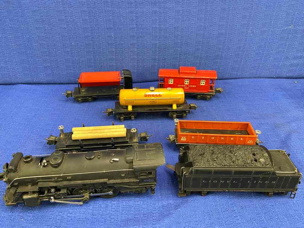 Lionel 7 pc. Freight Set (1 of 10)