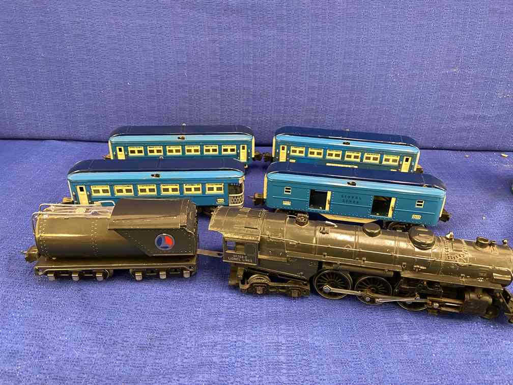 Lionel 6 pc. Passenger Set (1 of 11)