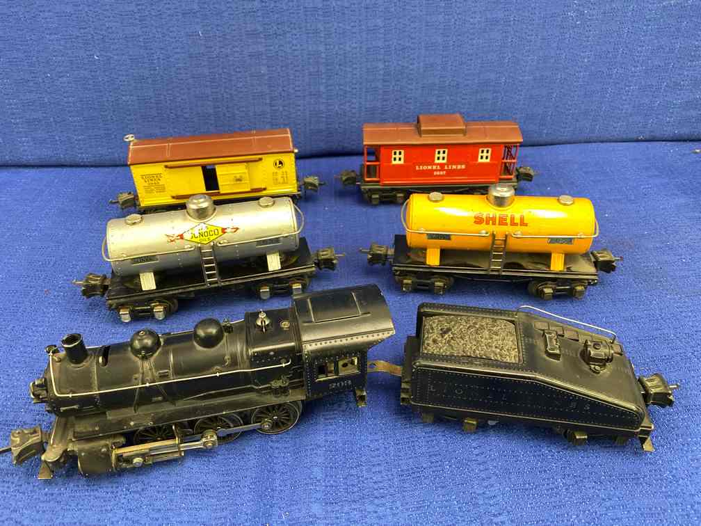 Lionel 6 pc. Freight Train (1 of 11)