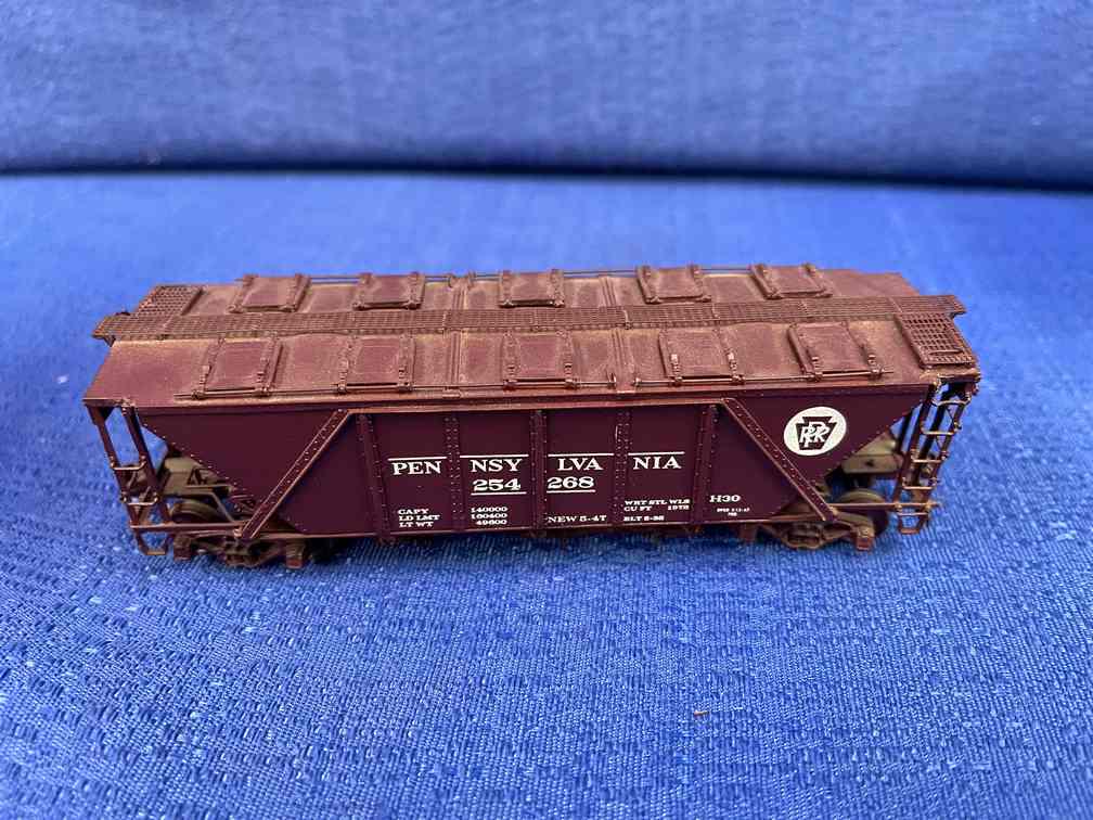 Precision 70-Ton Covered Hopper Car (1 of 5)