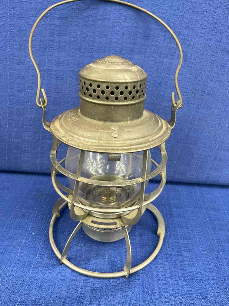 Northern Pacific Switchman's Lantern (1 of 6)