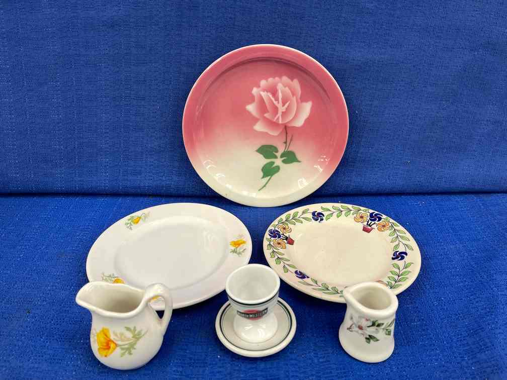 7 Piece Railroad China (1 of 6)