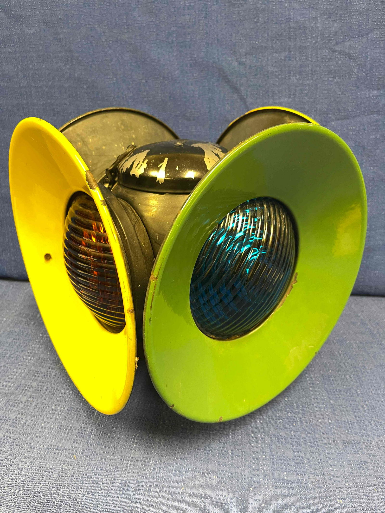 Adlake Four Lenses Switchman's Lantern (1 of 5)