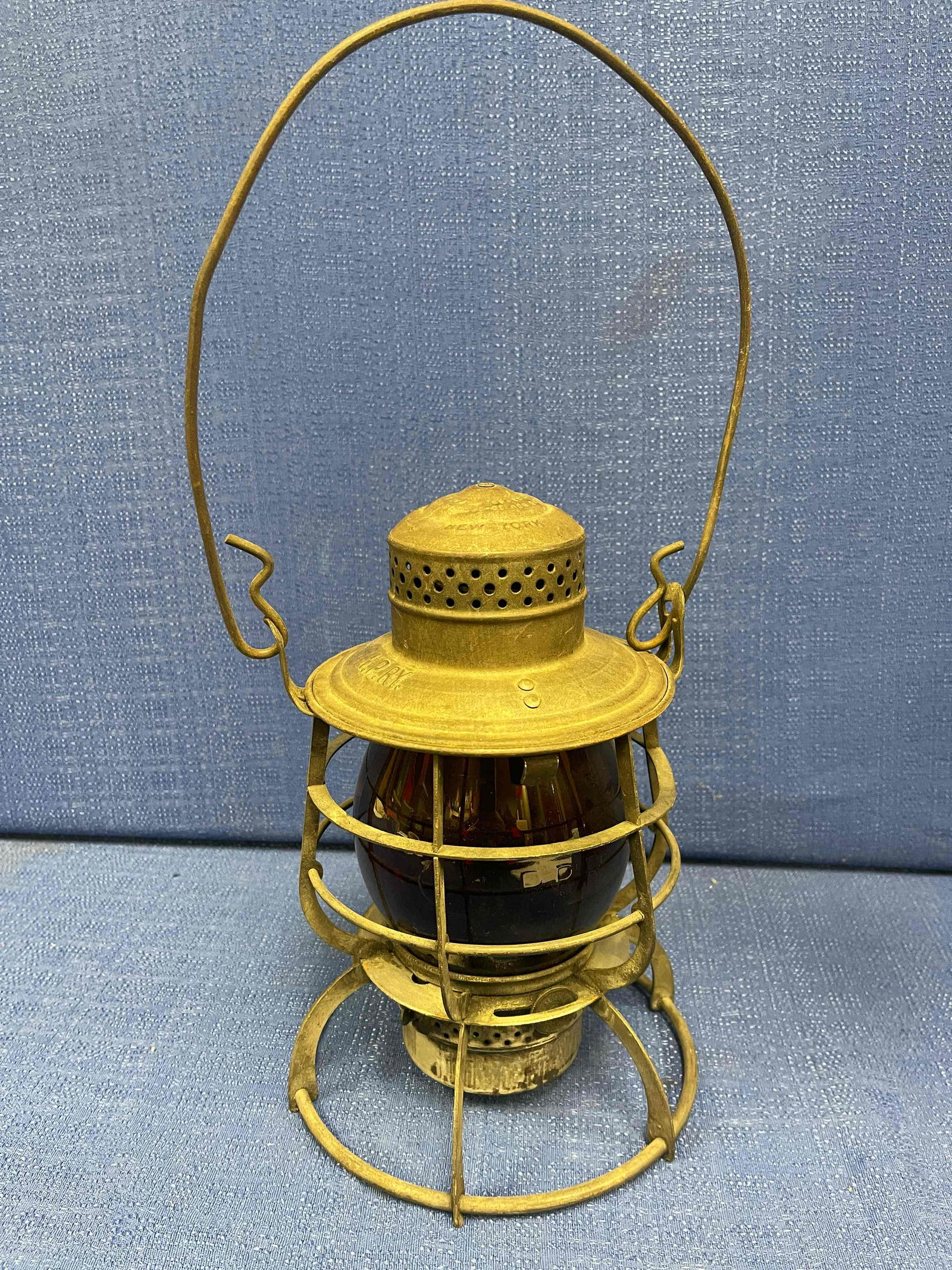 Northern Pacific R.Y. Switchman's Lantern (1 of 6)