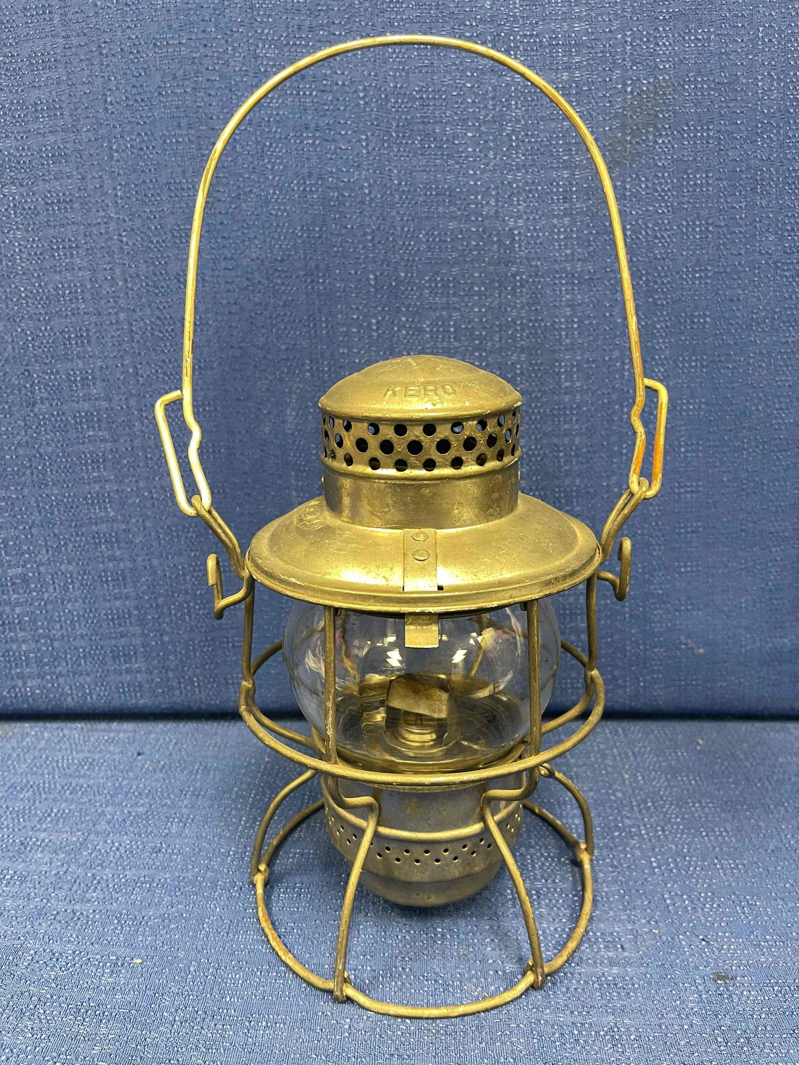 Northern Pacific Railway Switchman's Lantern (1 of 5)