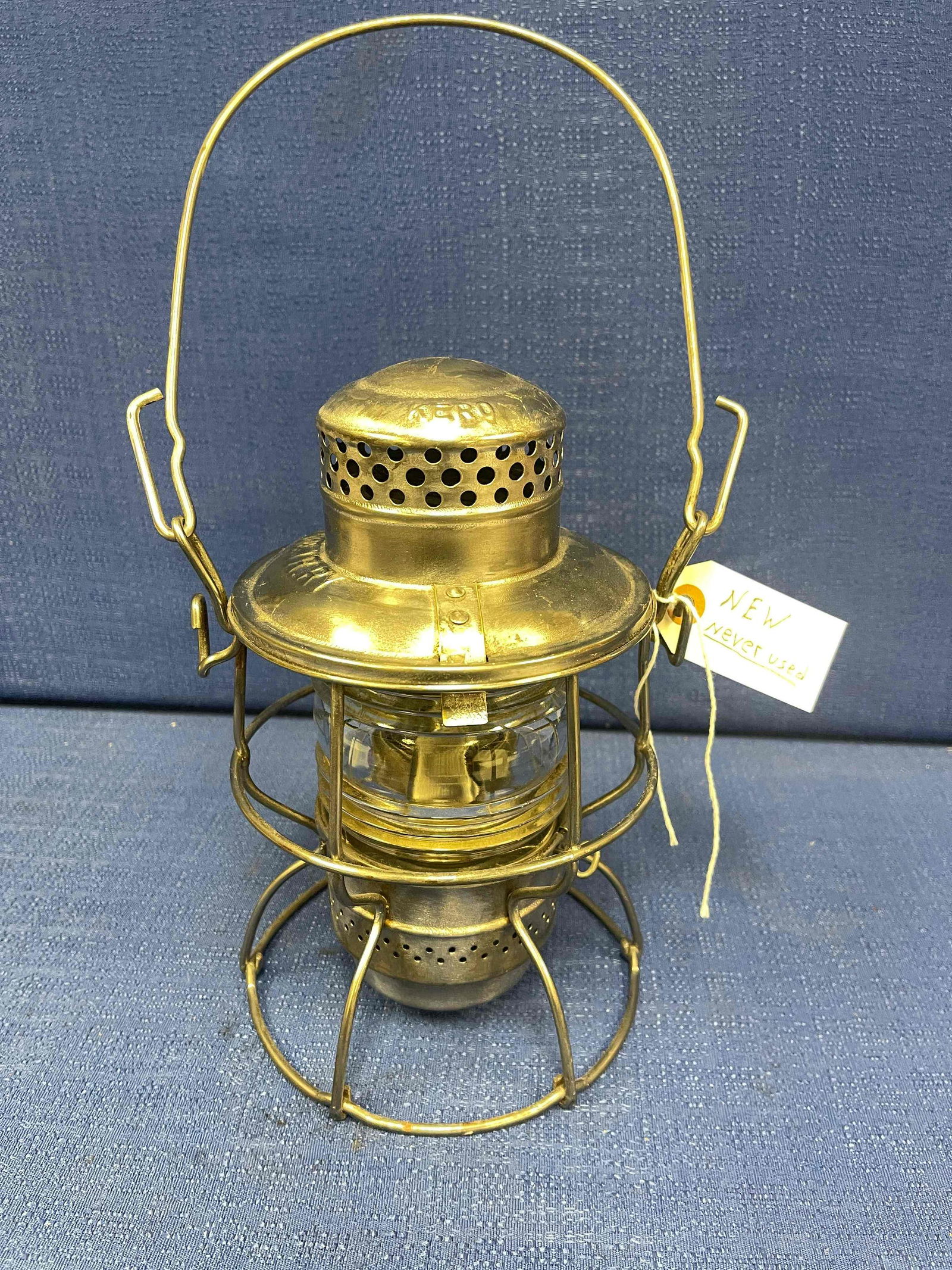 D.M.& I.R. R.Y. Switchman's Lantern (1 of 6)