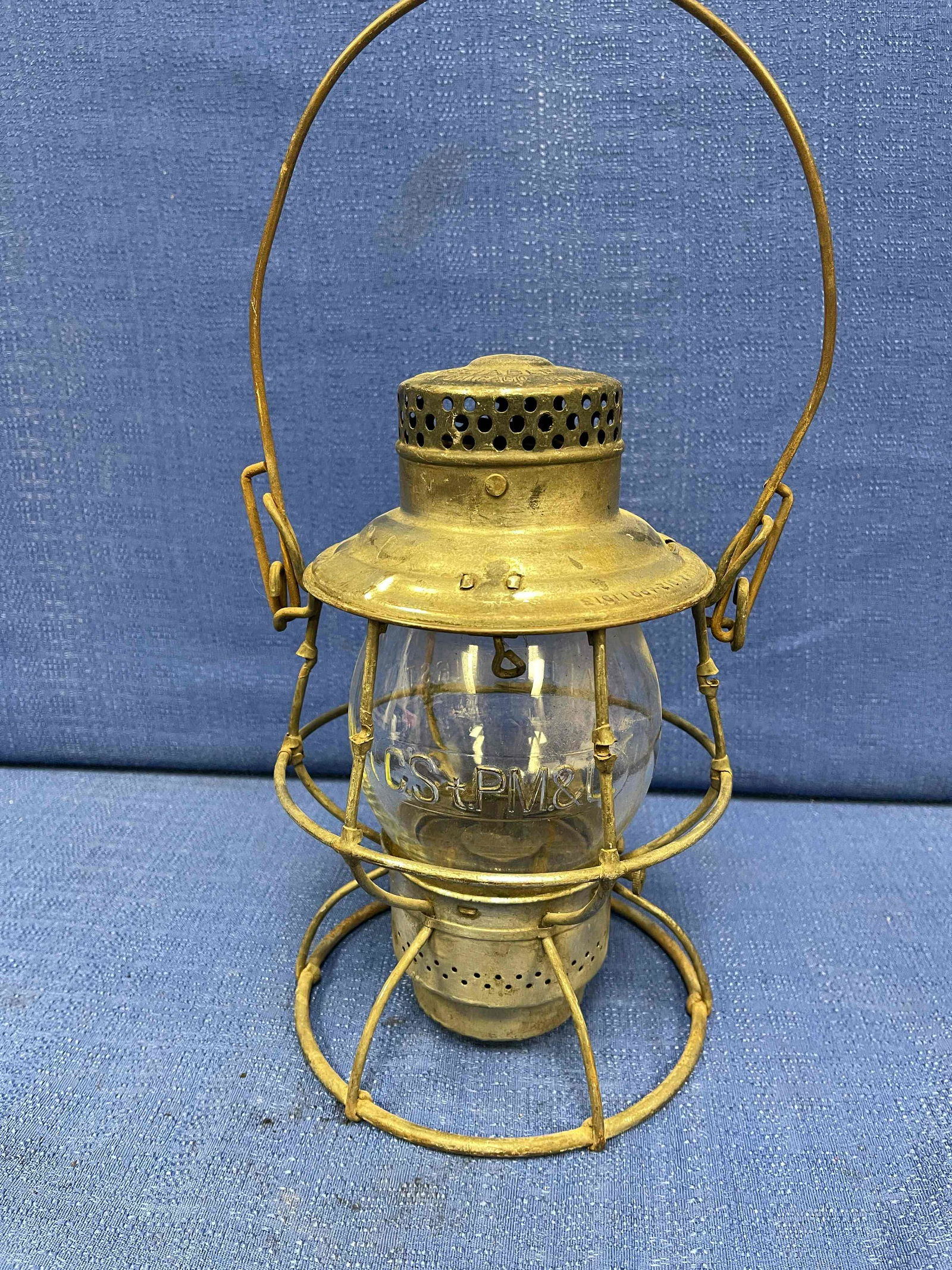 CSTPM&O RR Adlake Reliable Switchman's Lantern (1 of 7)