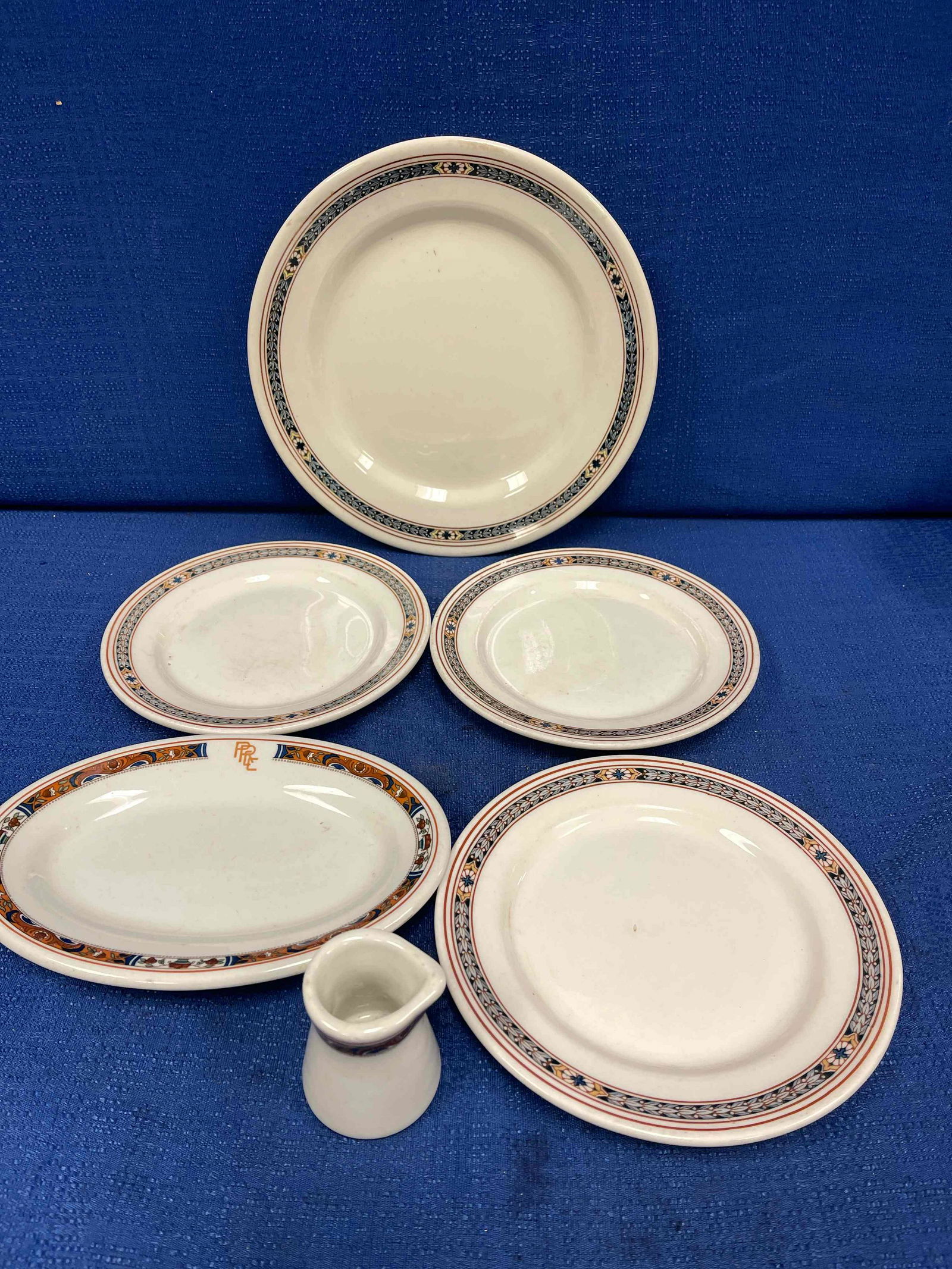 6 Pieces of Pennsylvania Railroad China (1 of 8)