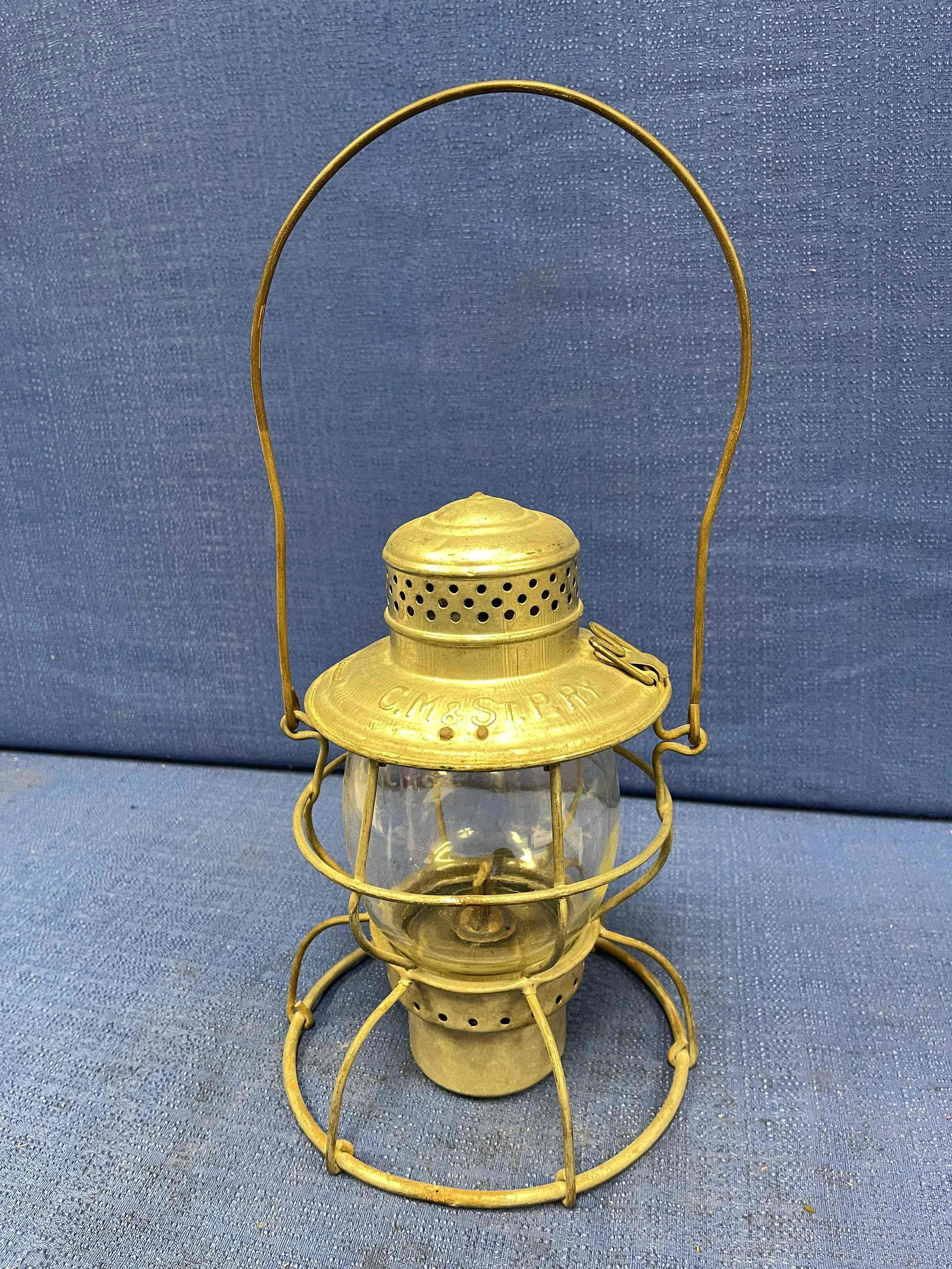 CMSTP&P RR Switchman's Lantern (1 of 9)