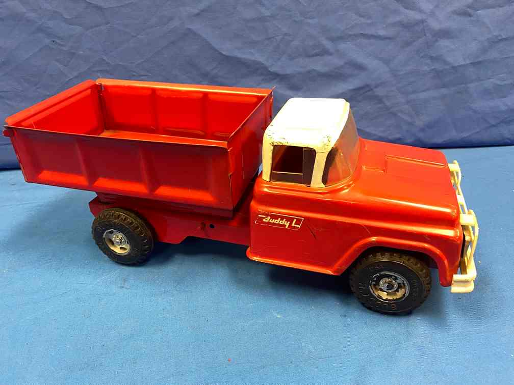Buddy L Dump Truck: All Metal, with poly grill, VERY NICE