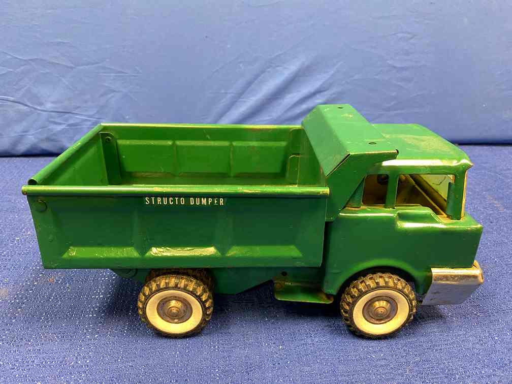 Structo Dumper (1 of 7)