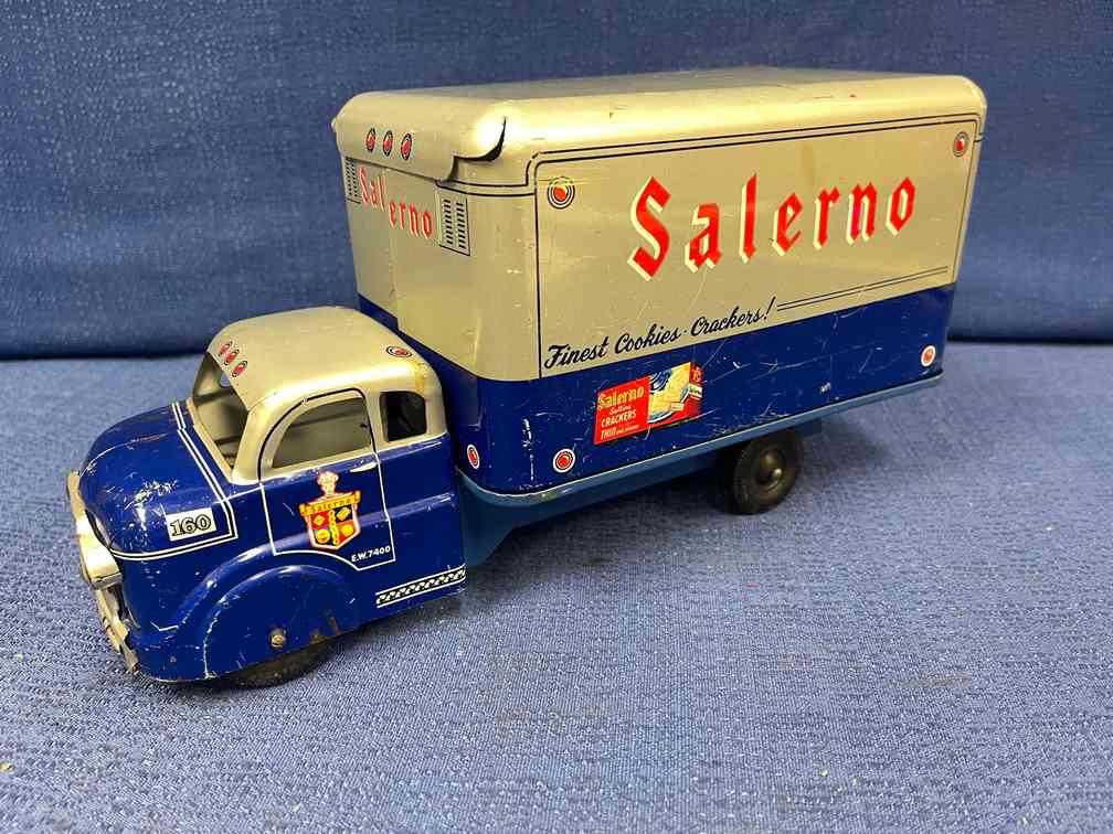 Marx Pressed Steel Box Truck: Marx Toys. Salerno Finest Cookies - Crackers. Dodge Truck. Minor blemishes on paint, but nice condition.