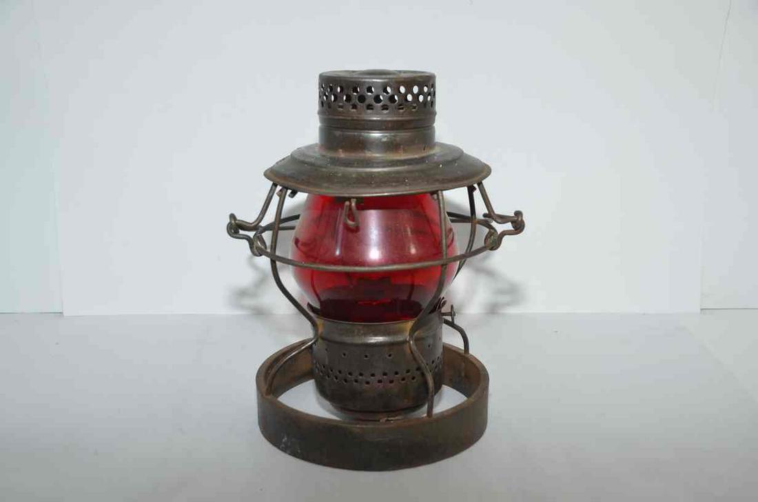 Wheeling and Lake Erie RR Handlan Locomotive Lantern (1 of 9)