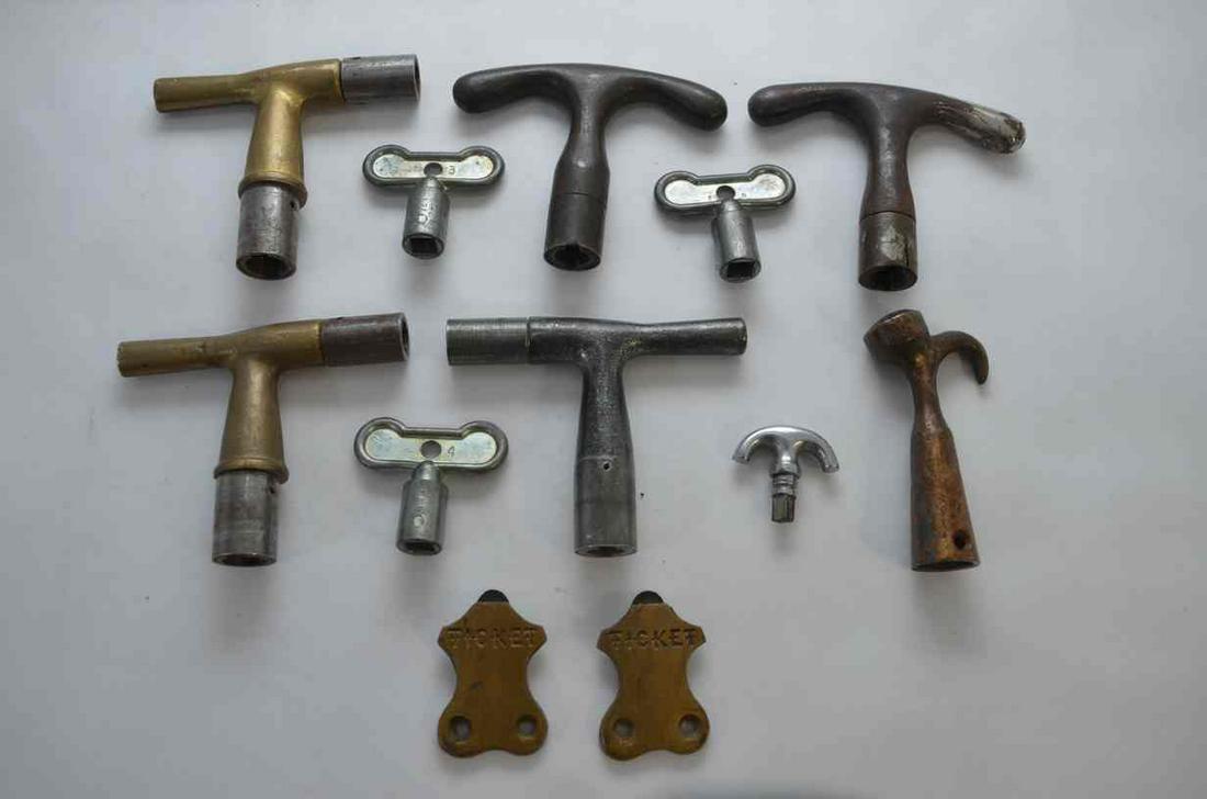 10 Twist Lock Keys; 2 Brass Ticket Holders (1 of 3)