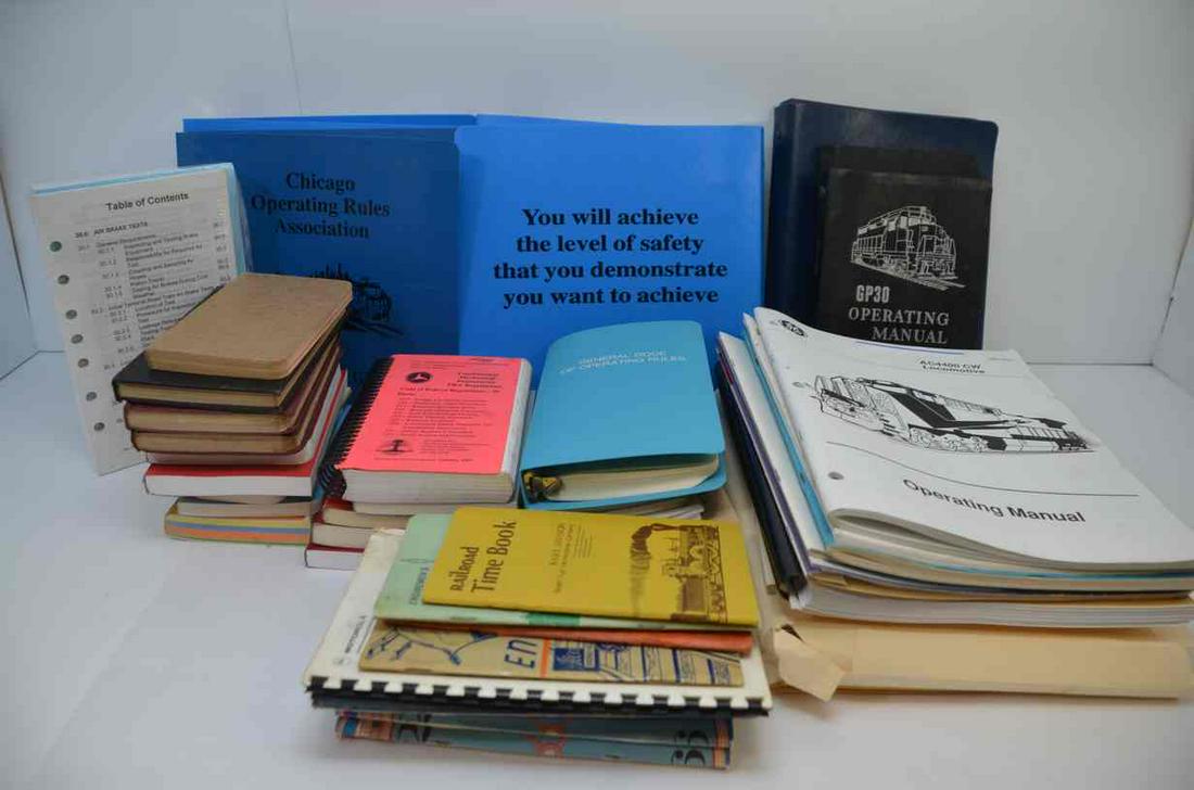 Lot of Miscellaneous Railroad Books (1 of 13)