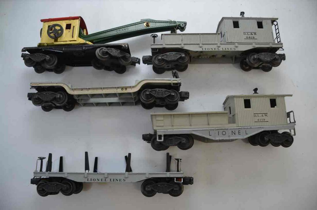 Five Lionel O Scale Work Cars-#2560 Crane Car (1 of 3)