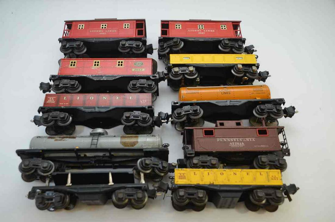 Lionel Pre-War Metal Cars (1 of 1)