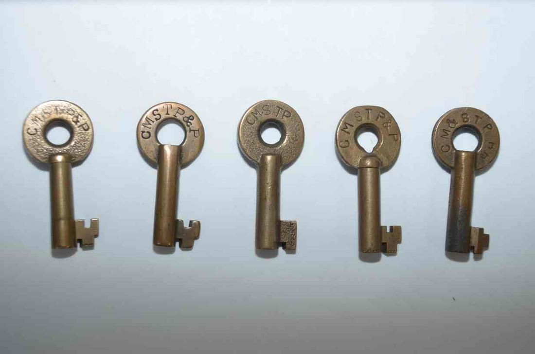 Five Milwaukee Road RR Brass Keys (1 of 3)